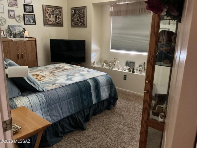 2700 W Camino De La Joya, Tucson, AZ 85742