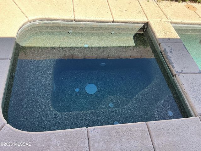 2700 W Camino De La Joya, Tucson, AZ 85742