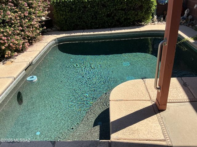 2700 W Camino De La Joya, Tucson, AZ 85742