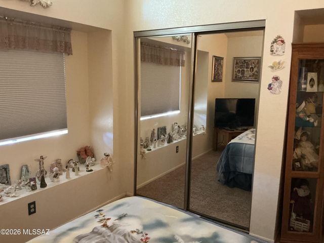 2700 W Camino De La Joya, Tucson, AZ 85742