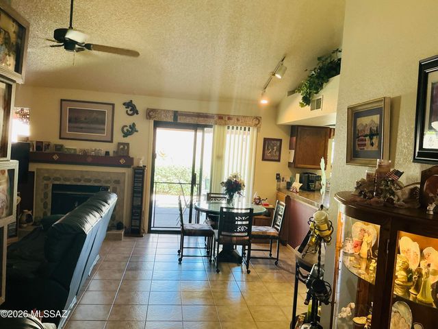 2700 W Camino De La Joya, Tucson, AZ 85742