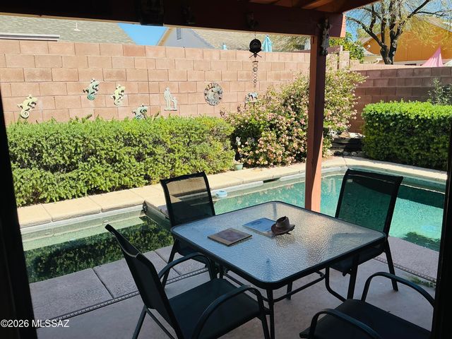 2700 W Camino De La Joya, Tucson, AZ 85742