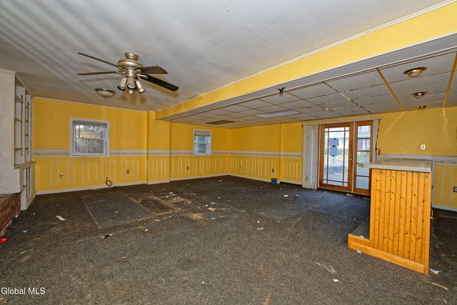 318 Chiswell Road, Schenectady, NY 12304