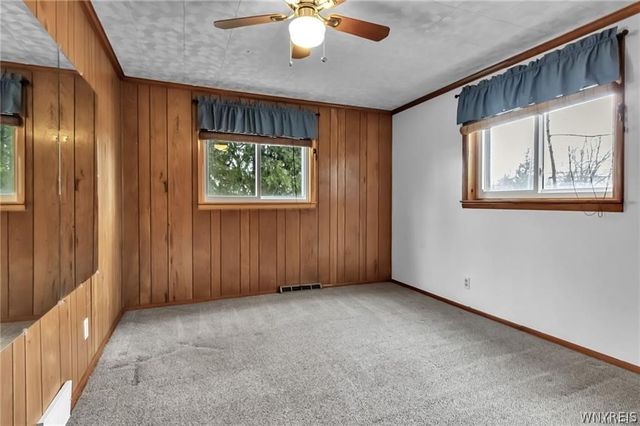 2793 Amsdell Road, Hamburg, NY 14075