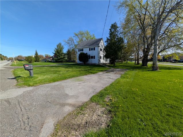 2793 Amsdell Road, Hamburg, NY 14075