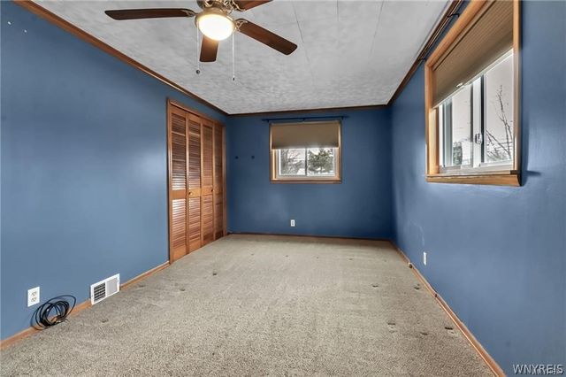 2793 Amsdell Road, Hamburg, NY 14075