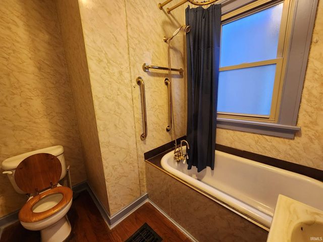 409 S New York Avenue, Evansville, IN 47714