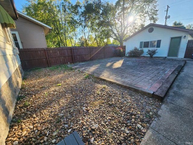 409 S New York Avenue, Evansville, IN 47714