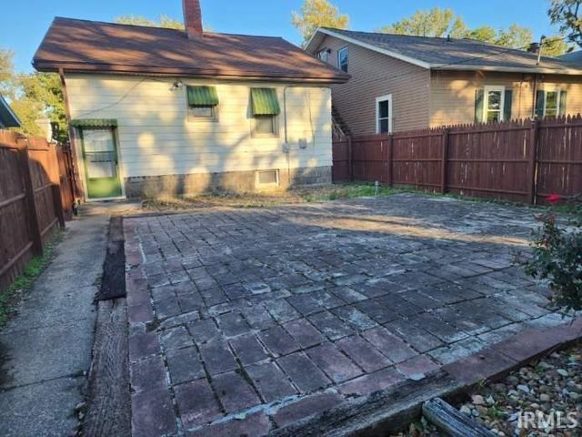 409 S New York Avenue, Evansville, IN 47714