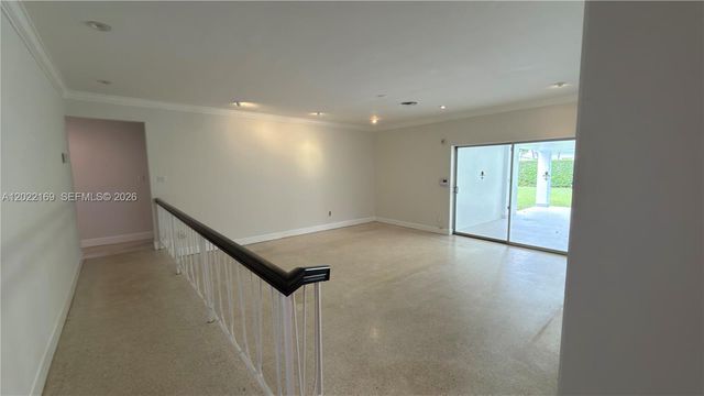 7700 SW 52nd Ct, Miami, FL 33143