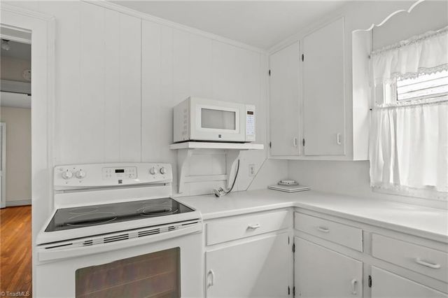 619 Lexington Avenue, High Point, NC 27262