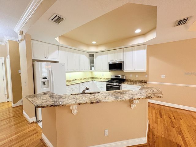 2856 BAYSHORE TRAILS DRIVE, Tampa, FL 33611