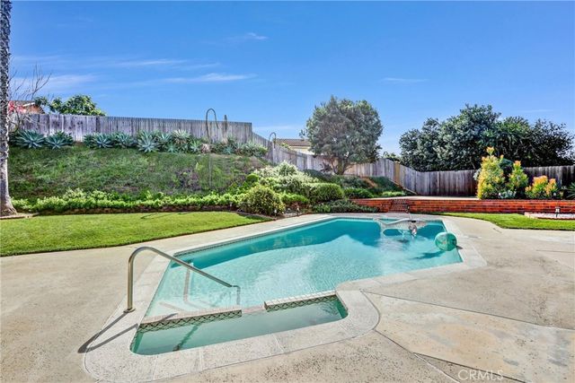 1103 Moonlight Summit, Diamond Bar, CA 91765