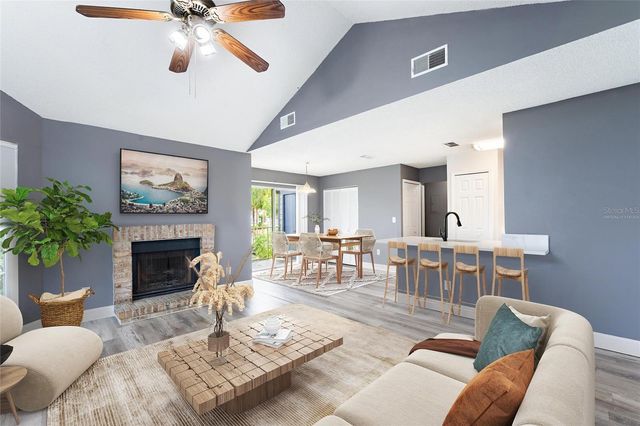 943 BAKEWELL CT COURT 207, Lake Mary, FL 32746