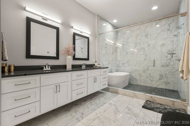 7405 S Chestnut Avenue, Broken Arrow, OK 74011