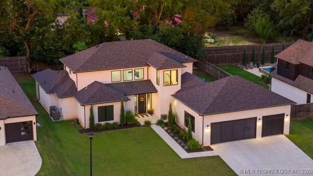 7405 S Chestnut Avenue, Broken Arrow, OK 74011