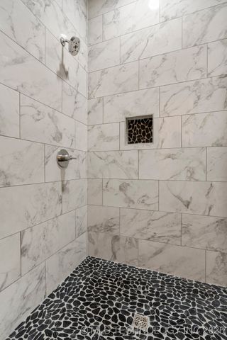 7405 S Chestnut Avenue, Broken Arrow, OK 74011