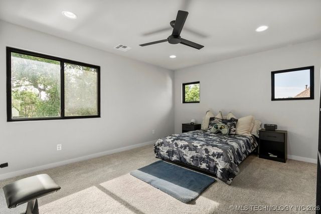 7405 S Chestnut Avenue, Broken Arrow, OK 74011