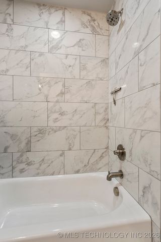 7405 S Chestnut Avenue, Broken Arrow, OK 74011