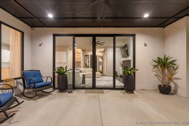 7405 S Chestnut Avenue, Broken Arrow, OK 74011