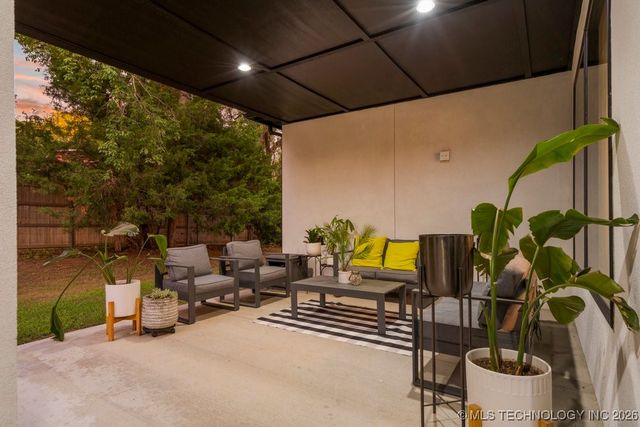 7405 S Chestnut Avenue, Broken Arrow, OK 74011