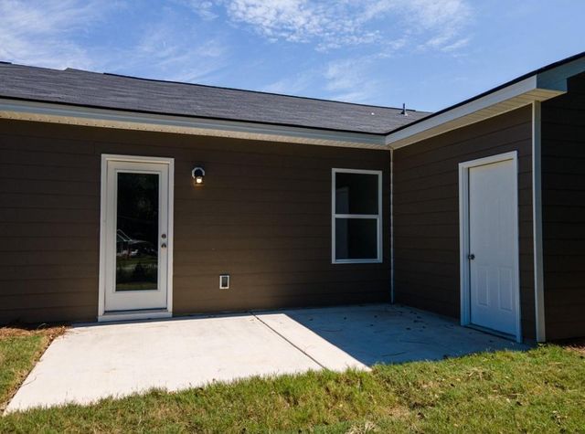 2 Summertide Drive, Phenix City, AL 36867