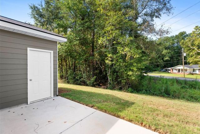 2 Summertide Drive, Phenix City, AL 36867