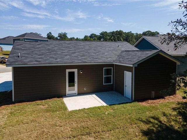 2 Summertide Drive, Phenix City, AL 36867