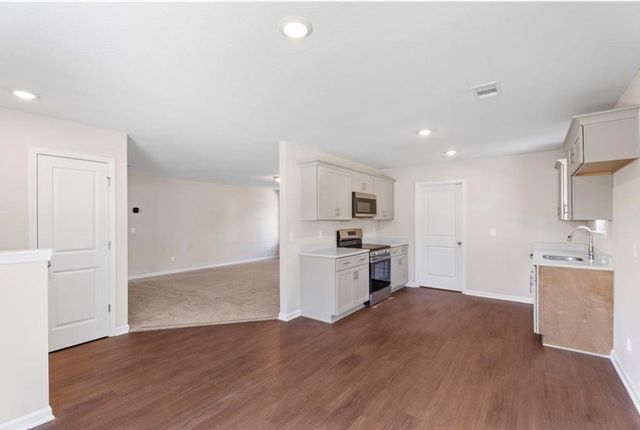 2 Summertide Drive, Phenix City, AL 36867