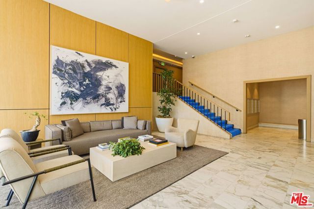 999 N Doheny Drive 104, West Hollywood, CA 90069