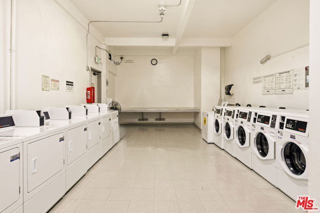 999 N Doheny Drive 104, West Hollywood, CA 90069