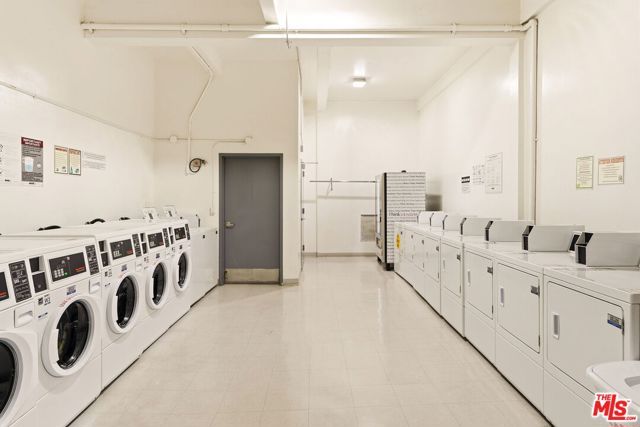 999 N Doheny Drive 104, West Hollywood, CA 90069