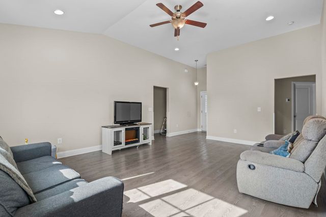 431 Hallie Martin Rd., Conway, SC 29527