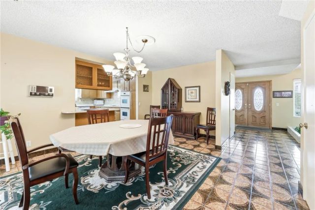 1007 W Notre Dame Street, Upland, CA 91786