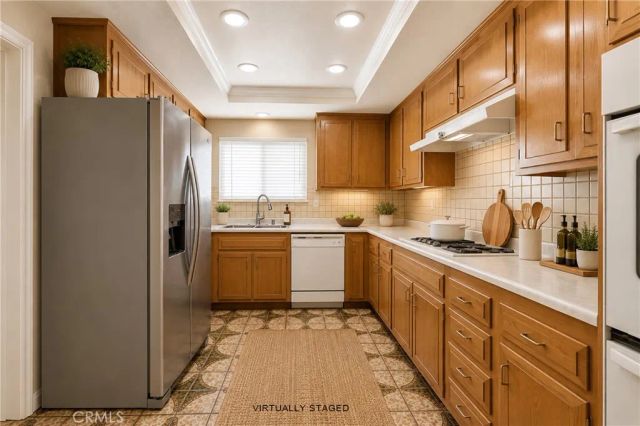 1007 W Notre Dame Street, Upland, CA 91786
