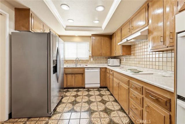 1007 W Notre Dame Street, Upland, CA 91786