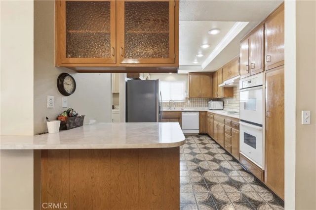 1007 W Notre Dame Street, Upland, CA 91786