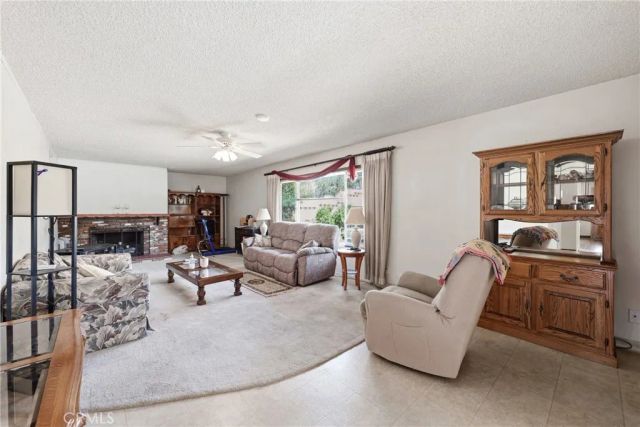 1007 W Notre Dame Street, Upland, CA 91786