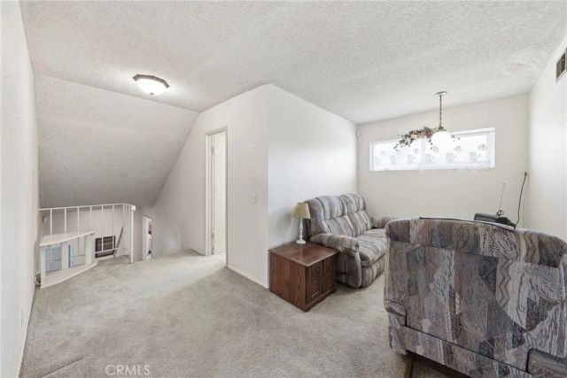 1007 W Notre Dame Street, Upland, CA 91786