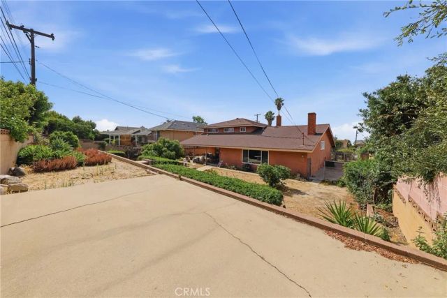 1007 W Notre Dame Street, Upland, CA 91786