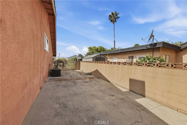 1007 W Notre Dame Street, Upland, CA 91786
