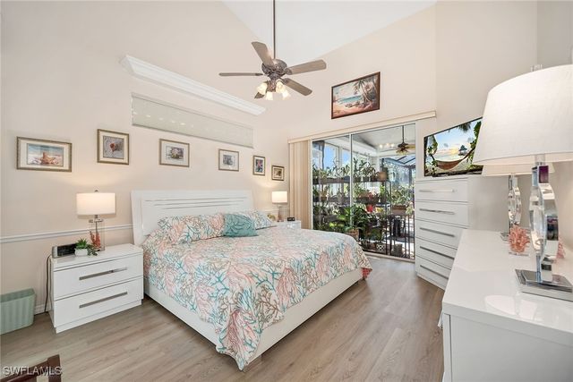 7809 Naples Heritage DR, Naples, FL 34112