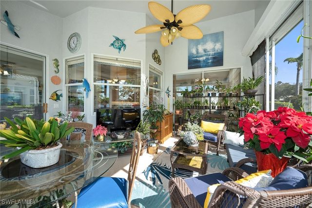 7809 Naples Heritage DR, Naples, FL 34112