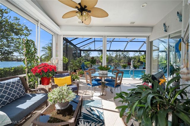 7809 Naples Heritage DR, Naples, FL 34112