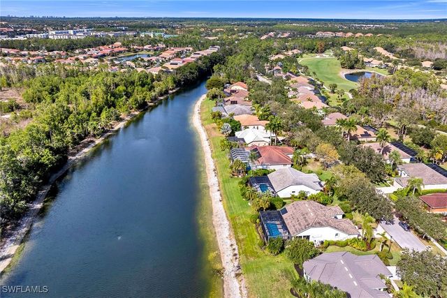 7809 Naples Heritage DR, Naples, FL 34112