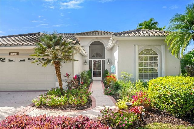 7809 Naples Heritage DR, Naples, FL 34112