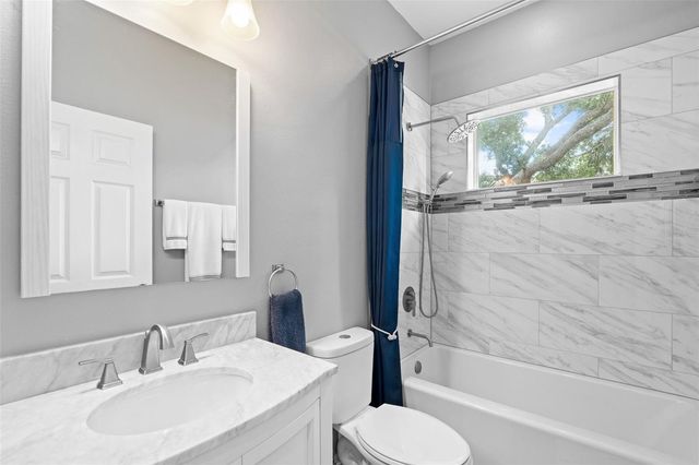 5650 DUVAL STREET, Bradenton, FL 34203