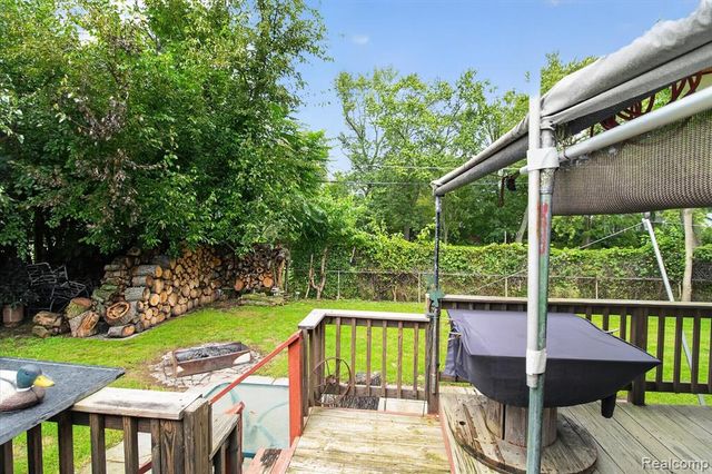 23276 Annapolis Street, Dearborn Heights, MI 48125