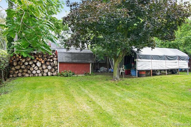 23276 Annapolis Street, Dearborn Heights, MI 48125