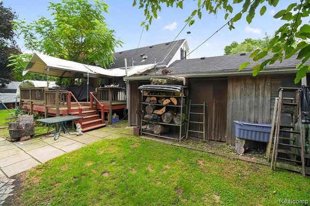 23276 Annapolis Street, Dearborn Heights, MI 48125